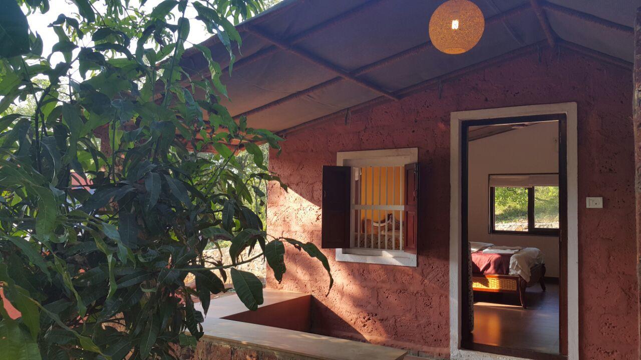 Cherilyn Monta Resort - Ratnagiri Vatul Eksteriør billede